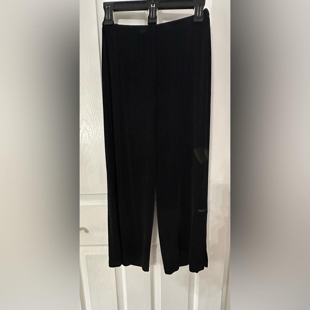 Travelers by Chico’s Classic Black Wide Leg Capri Pants